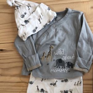 Infant (0-3 months) WILD ABOUT MOMMY Outfit